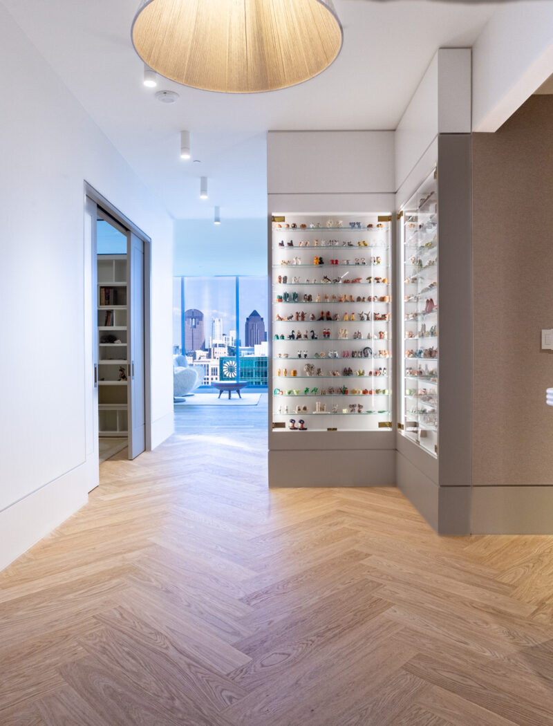 HOBI-Visitors Entry with Custom Display for Salt & Pepper Shaker Collection